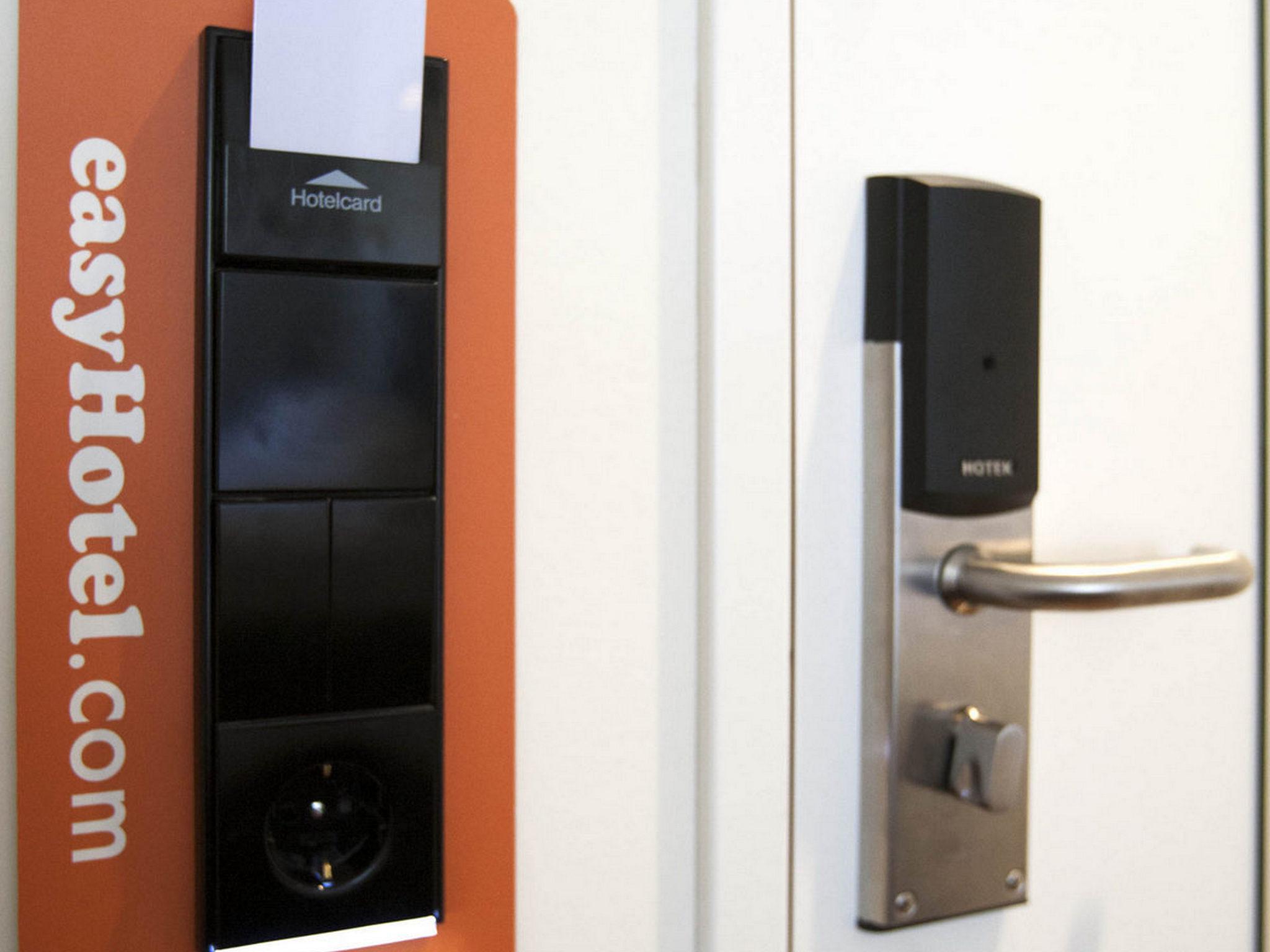 Easyhotel The Hague City Centre Εξωτερικό φωτογραφία